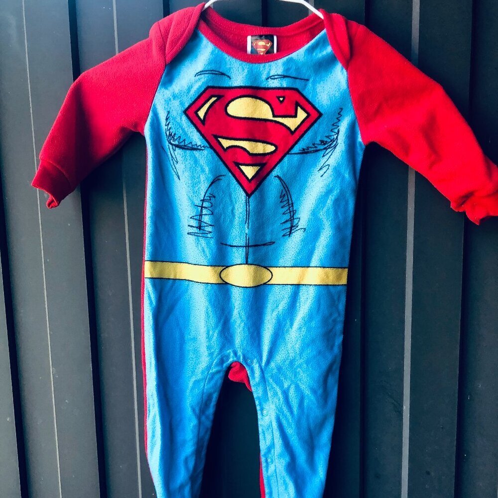DC Comics Superman Baby Pajama Sleeper One Piece Costume 6-12M Footed Romper Uni